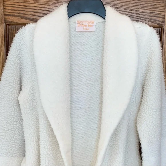 Vintage Sears Fuzzy Robe - Picture 9 of 12